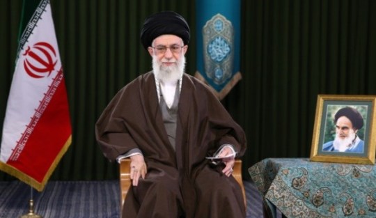 رهبر انقلاب با تبریک سال نو: شعار امسال «حمایت از کالای ایرانی» است