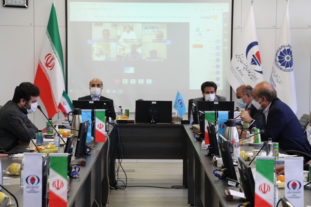 جلسه آنلاین مجامع عمومی فوق العاده و عادی به طور فوق العاده انجمن صنفی کارفرمایی صنعت پتروشیمی + عکس
